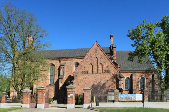 Kościół farny pw. Wniebowzięcia NMP w Radziejowie